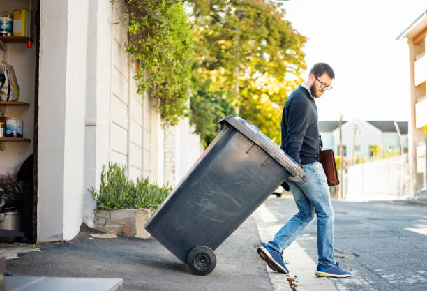 Best Attic Cleanout  in Miami Lakes, FL